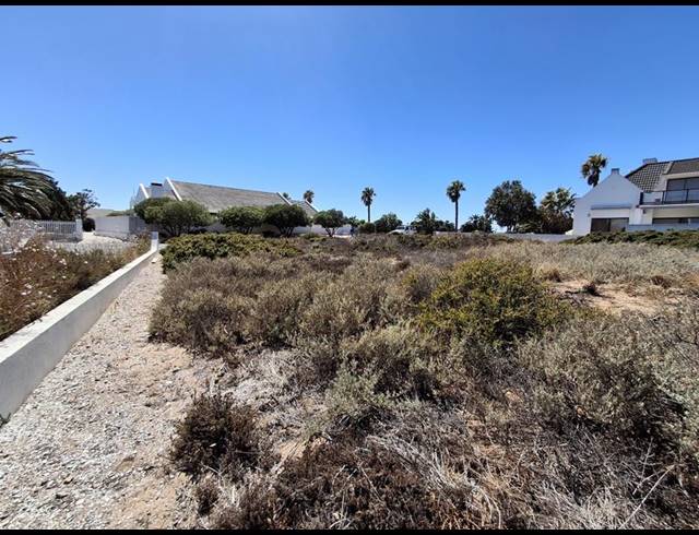 LAND FOR SALE IN GOLDEN MILE